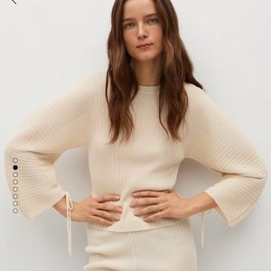 Mango pleated knit top 🌸